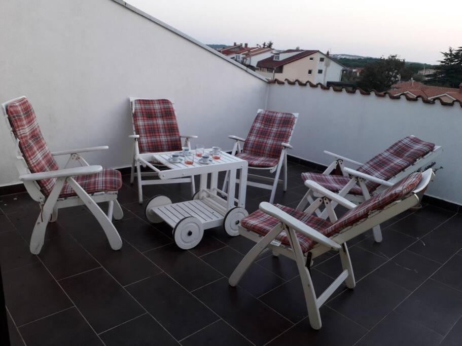 Villa House Divna Valbandon Exterior foto